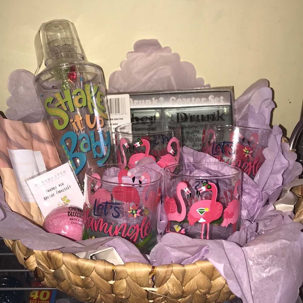 Summer fun flamingo flamingle gift basket